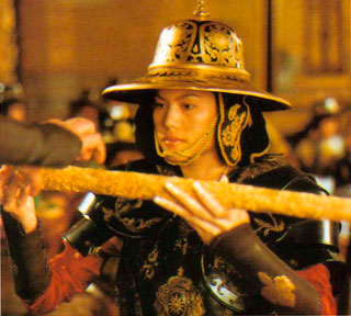 La reine Suriyothaï. Vidéogramme du film de Chatrichalerm Yukol (2001)